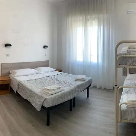 Laika Hotell 2*