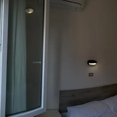 Hotell Laika 2*