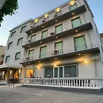Laika Hotel